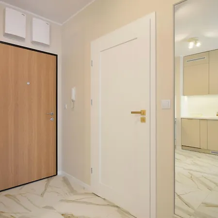 Premium Black&white By Lookap דירה פוזנן