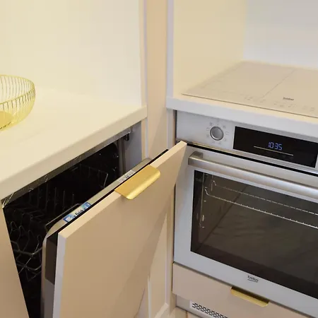 Апартаменты Premium Black&white By Lookap