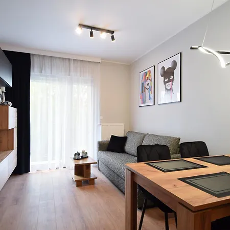 Premium Black&white By Lookap *