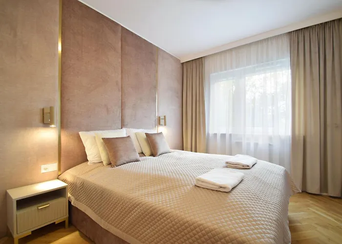 Premium Black&white By Lookap Апартаменты